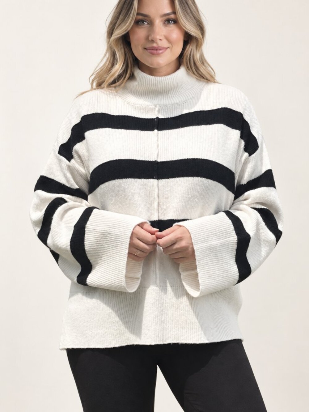 NWT Gibson & Latimer Oversized Striped Turtleneck Sweater Ivory Black L